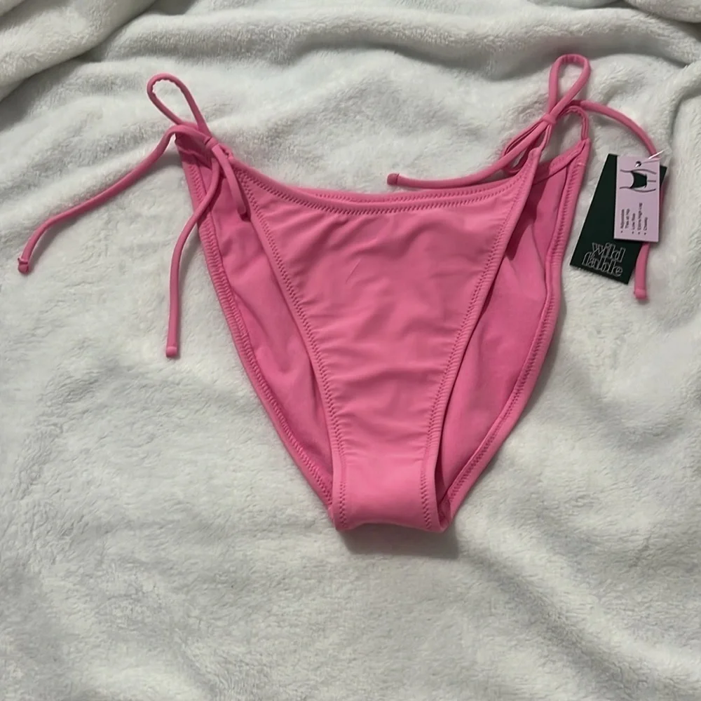 New Wild fable Women’s Bikini Bottoms Strong Tie Pink Cheeky Size Small NWT